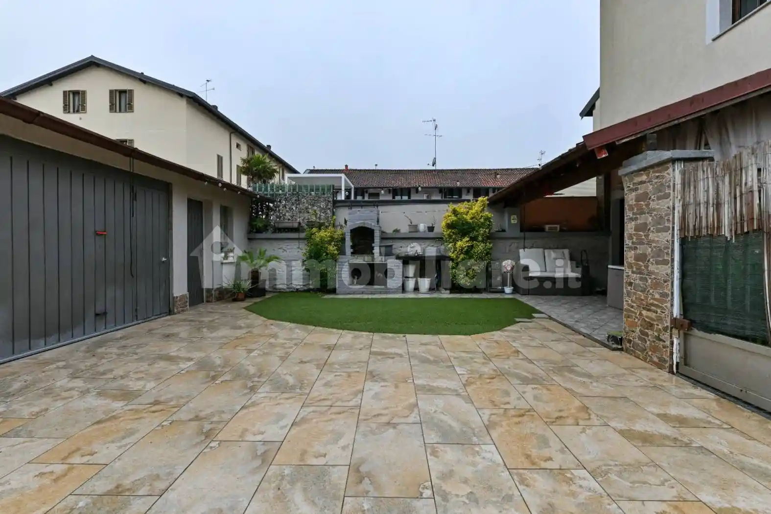 Appartamento in vendita a Legnano