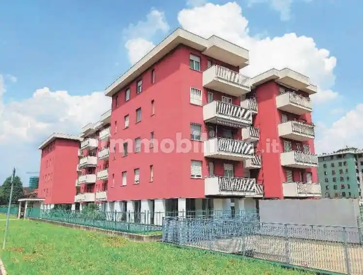 Appartamento in vendita a Garbagnate Milanese