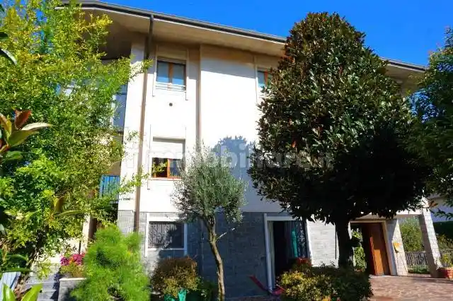 Appartamento in vendita a Curno