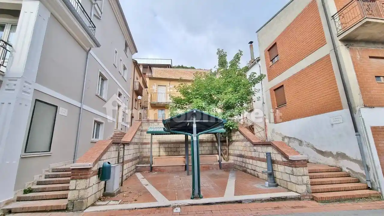 Terratetto plurifamiliare vicolo Quarto di via Roma, Carife - foto 3