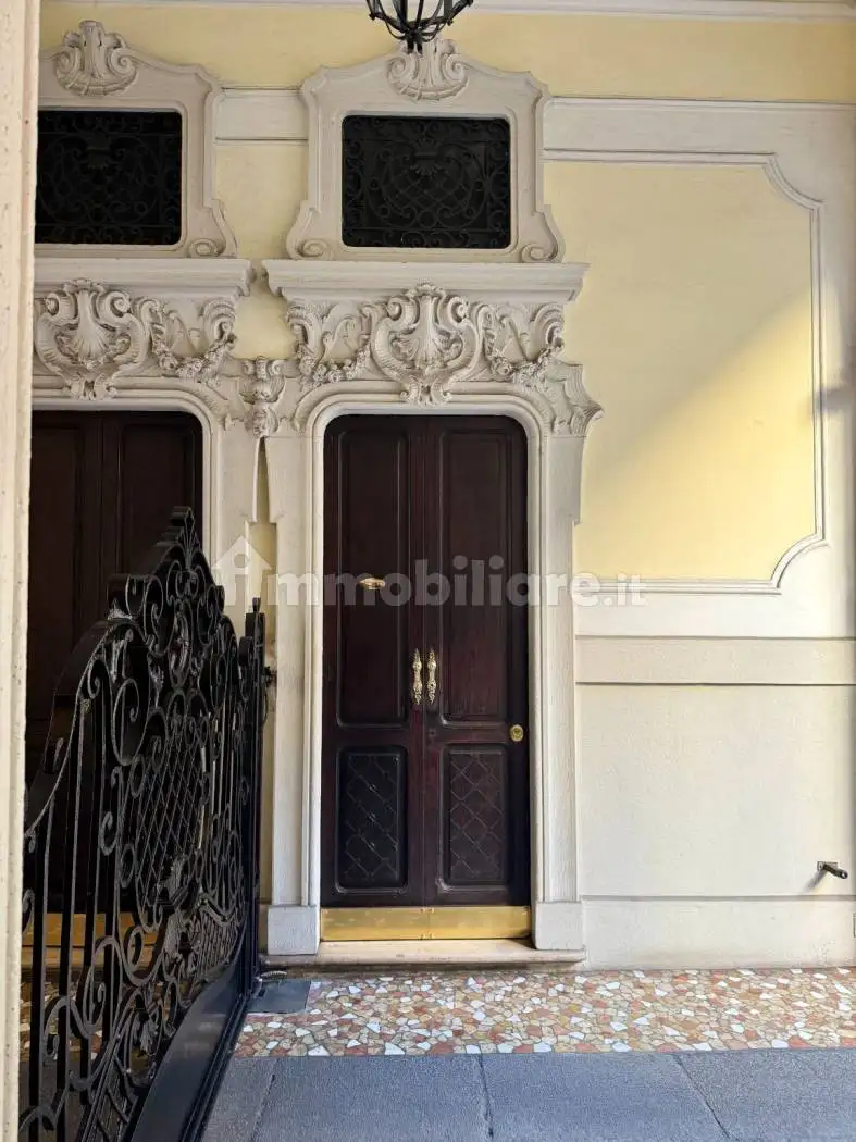 Appartamento in vendita a Milan