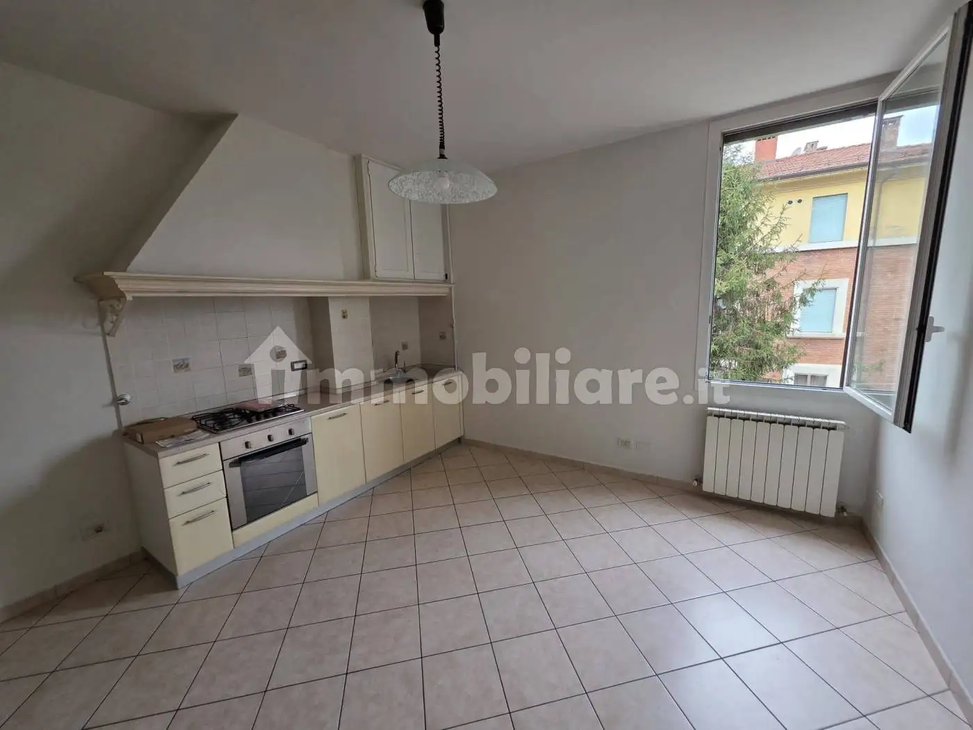 Appartamento in affitto a Bologna