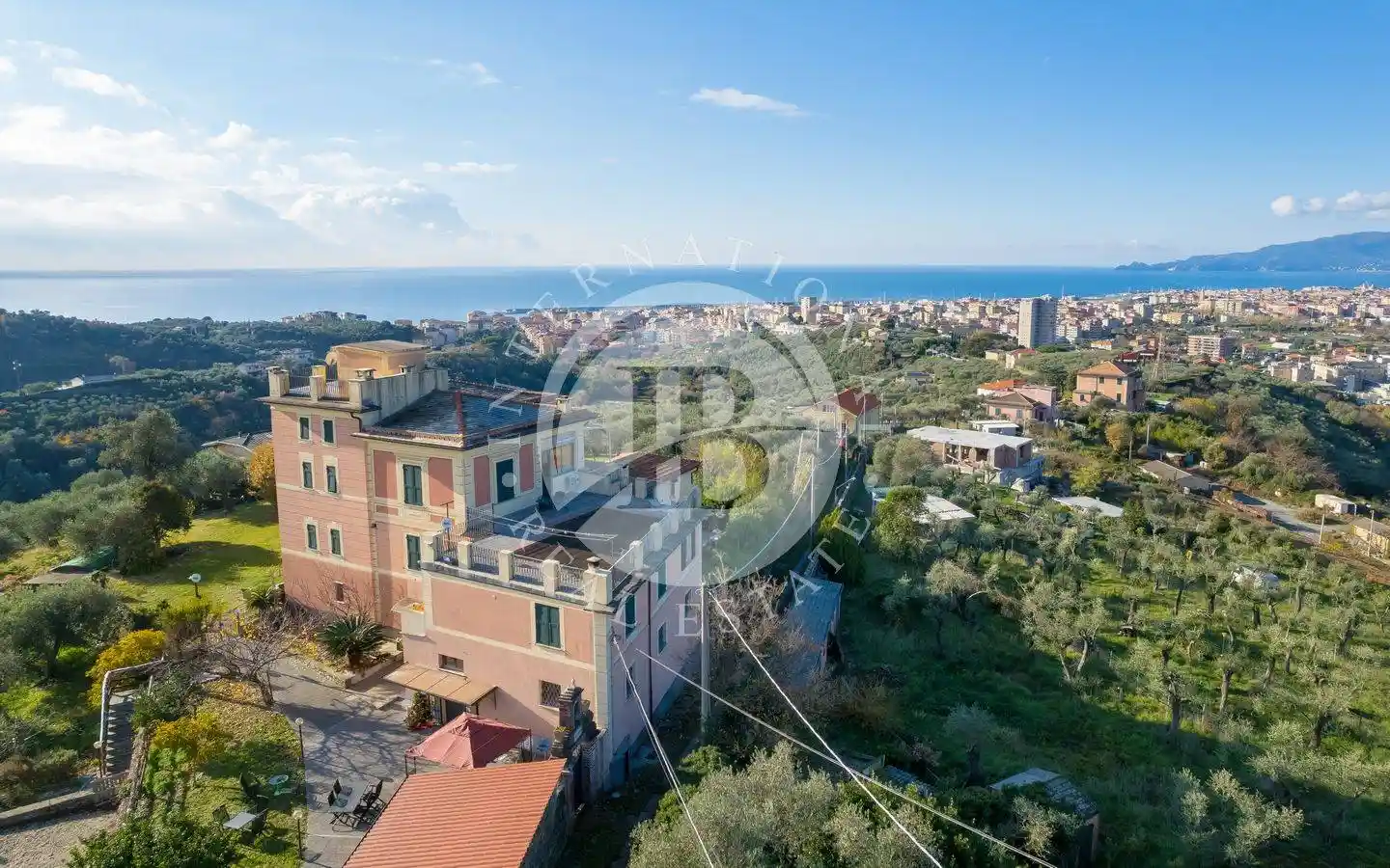 Villa in vendita a Lavagna