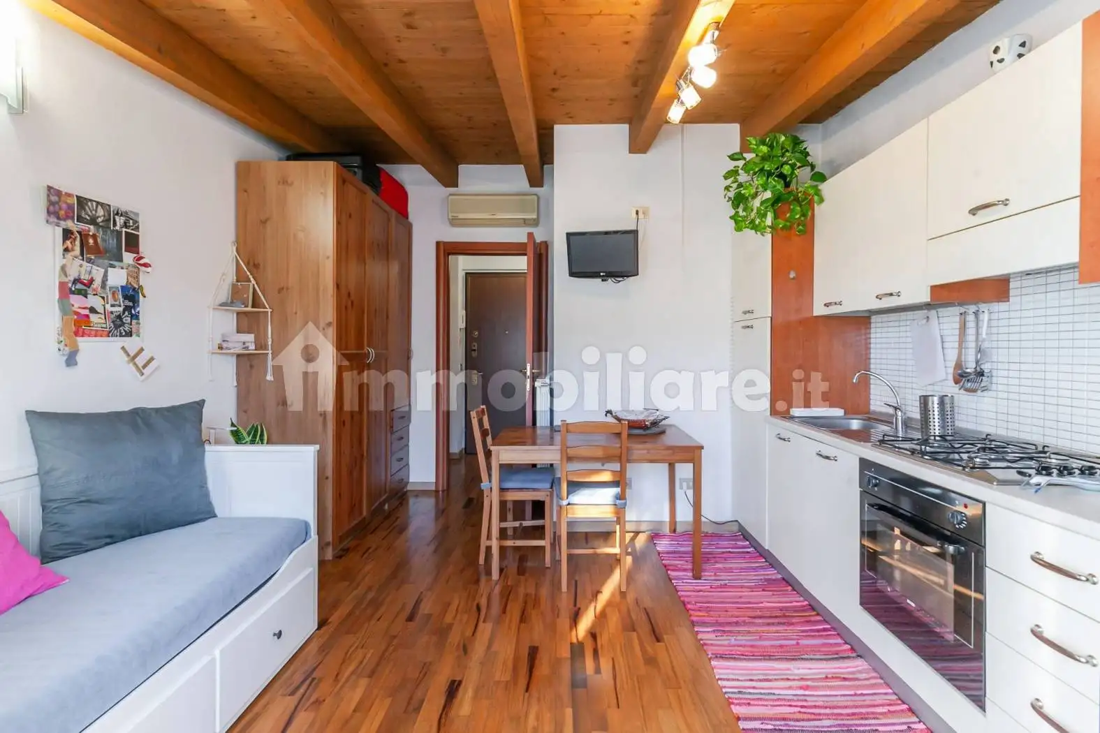 Appartamento in vendita a Milan