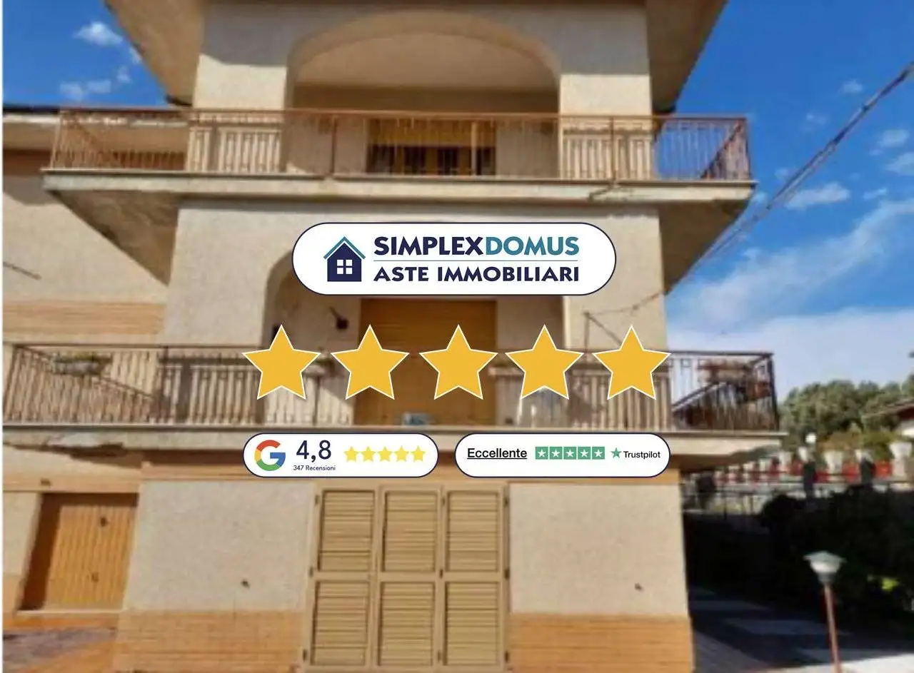 Villa in vendita a Carolei