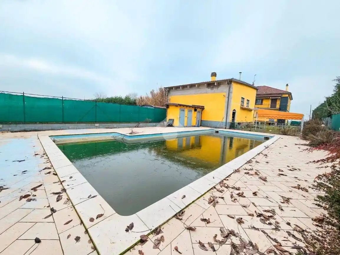 Casa indipendente in vendita a Bosco Marengo