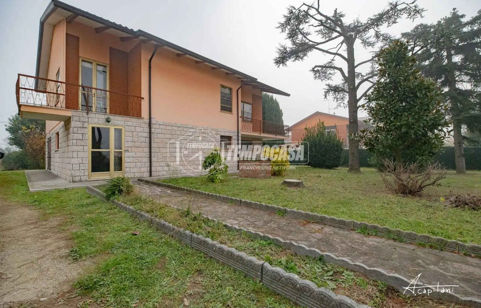 Casa indipendente in vendita a Cesena