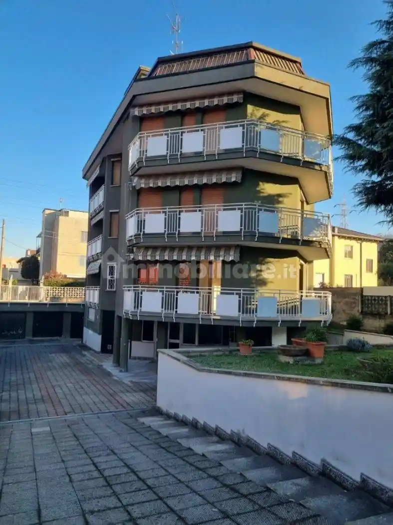 Appartamento in vendita a Cologno Monzese