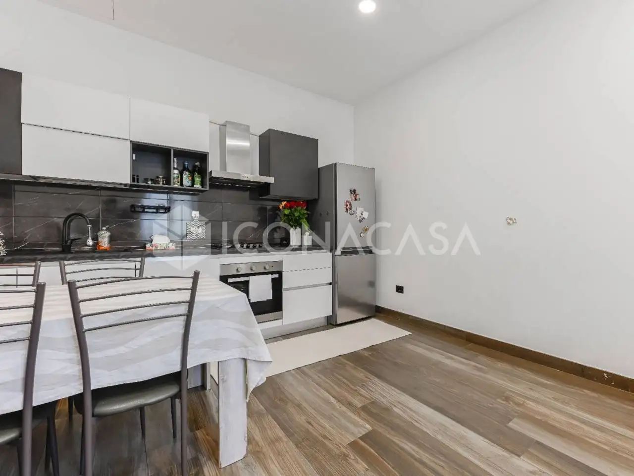 Appartamento in vendita a Milan