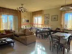 Villa in vendita a Montignoso