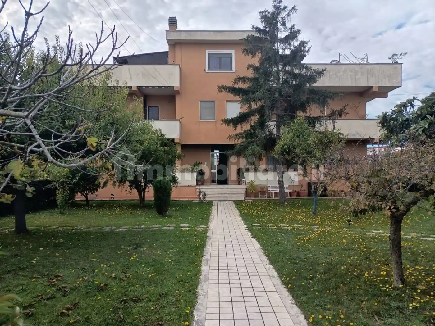 Appartamento in vendita a Pomezia