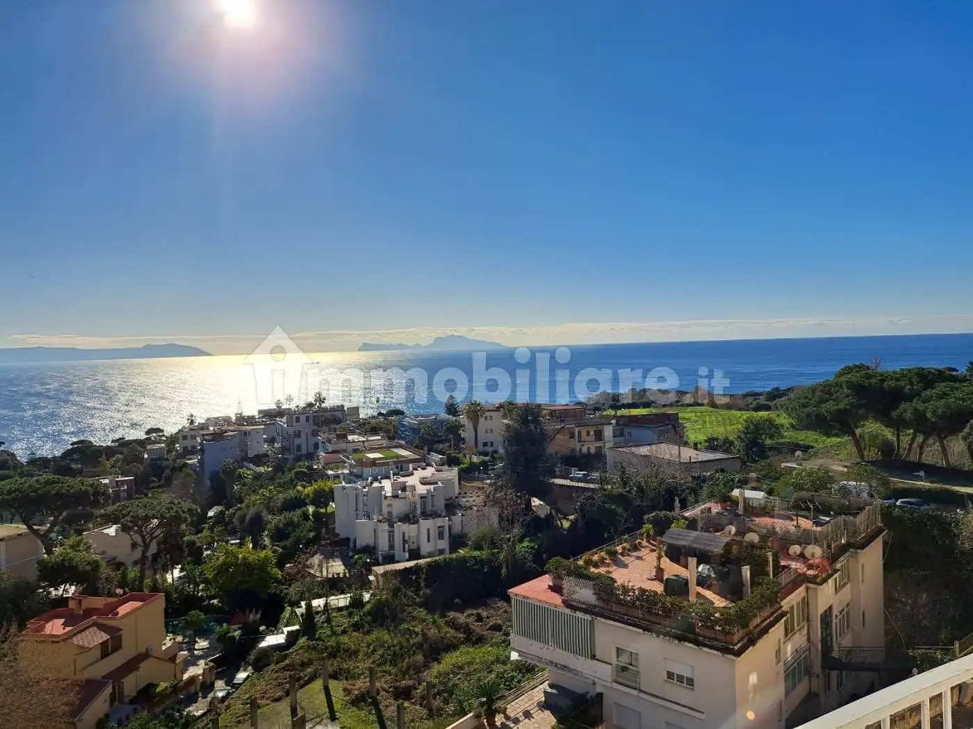 Appartamento in vendita a Napoli