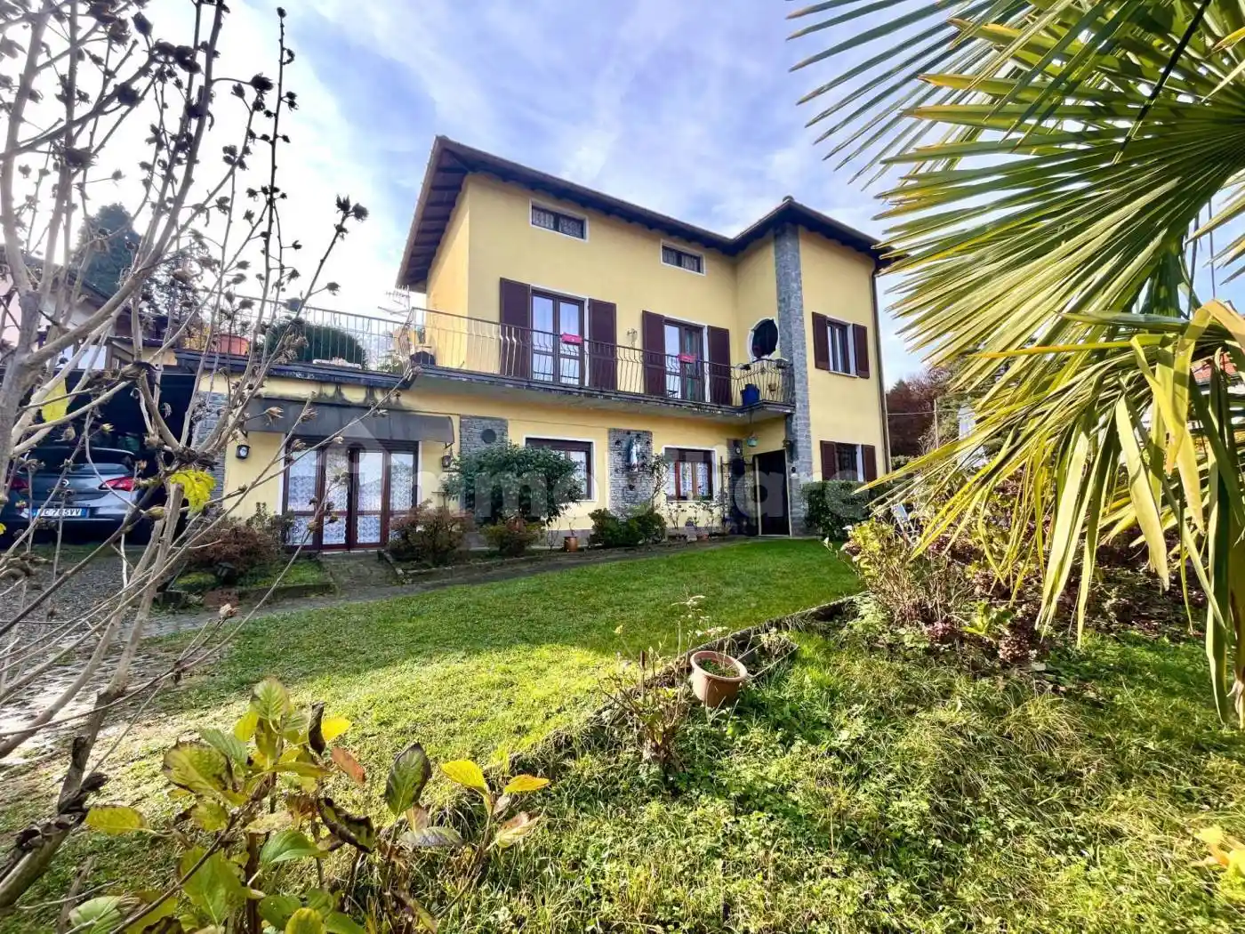 Villa in vendita a Cadegliano-Viconago