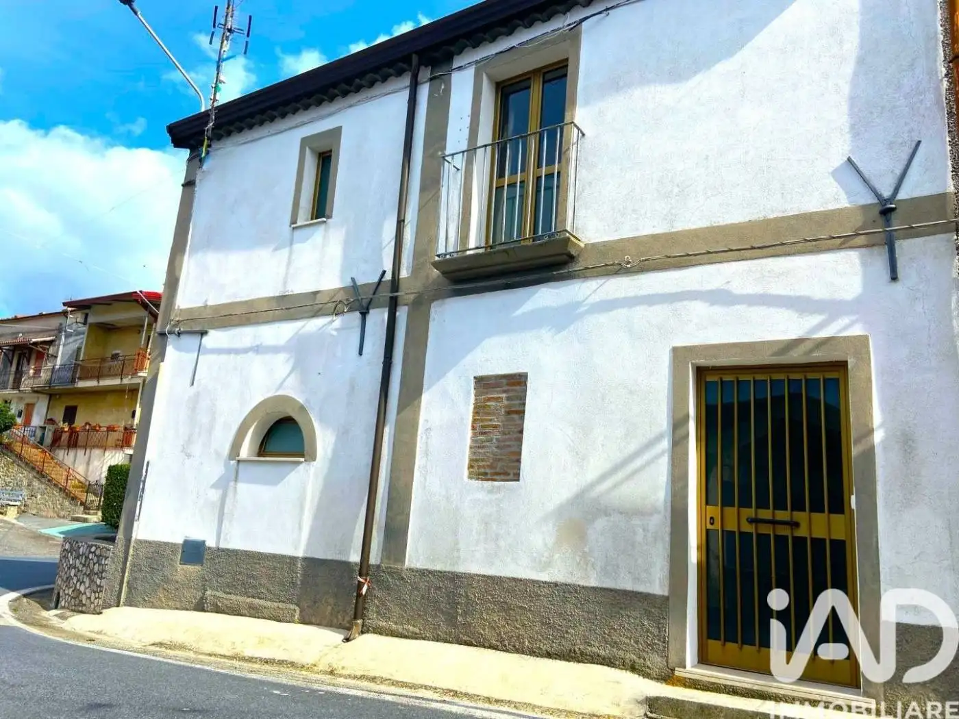 Casa indipendente in vendita a Lago