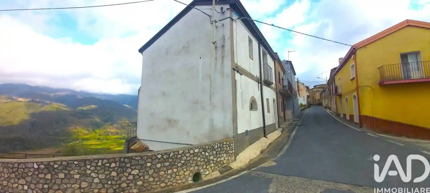 Terratetto unifamiliare via Croci  (Terrati) 1, Centro, Lago - foto 2