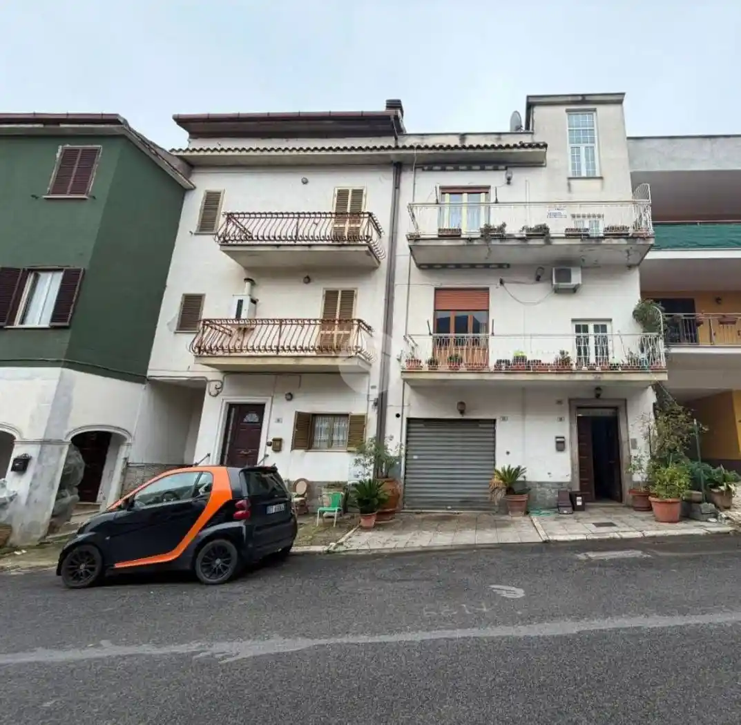 Appartamento in vendita a Montelibretti