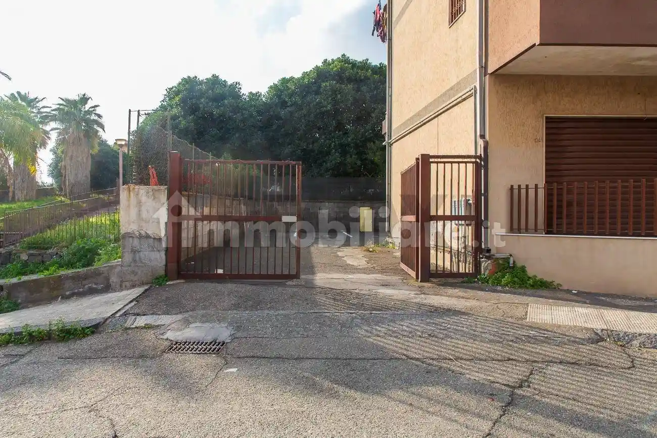 Appartamento in vendita a Aci Catena