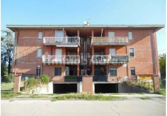 Appartamento in vendita a Cento