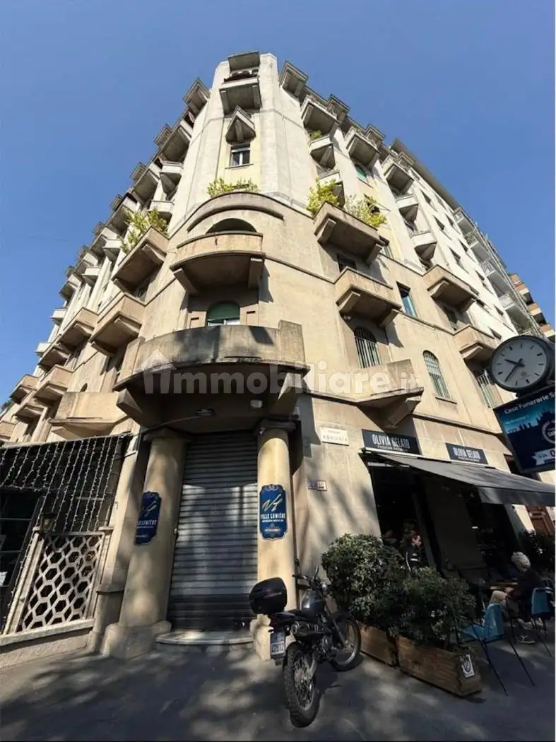 Appartamento in vendita a Milan