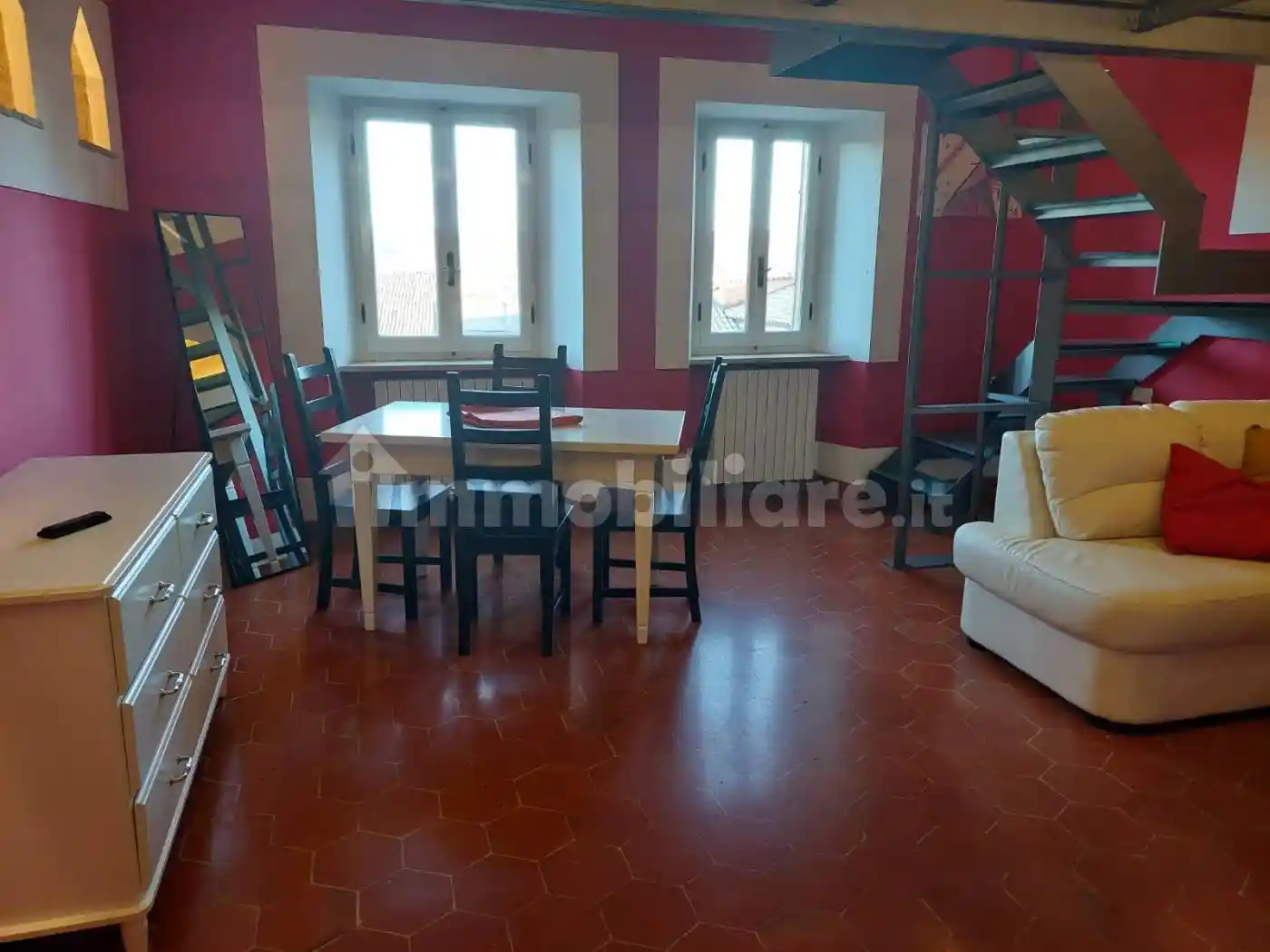 Appartamento in affitto a Jesi