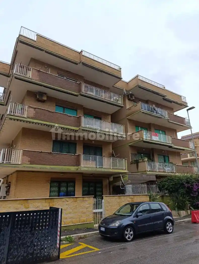 Appartamento in vendita a Pomezia