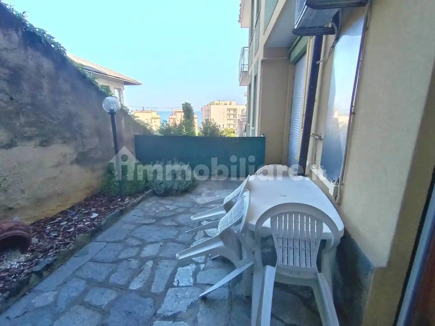 Appartamento in affitto a Spotorno