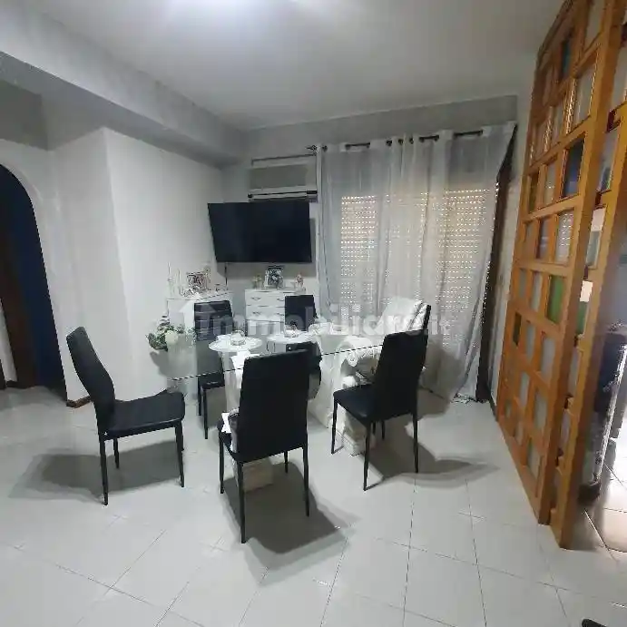 Appartamento in vendita a Aci Castello