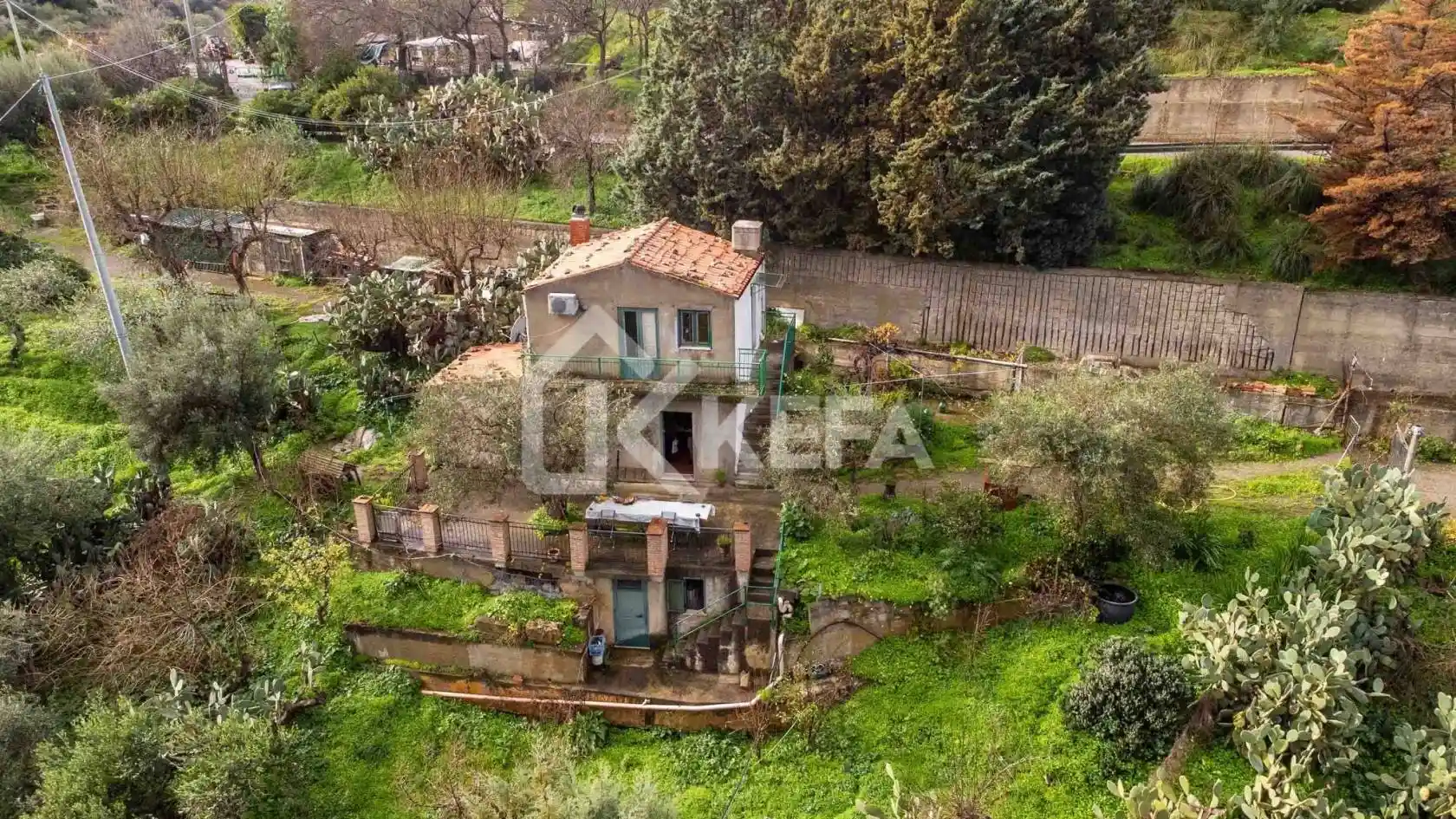 Casa indipendente in vendita a Pollina