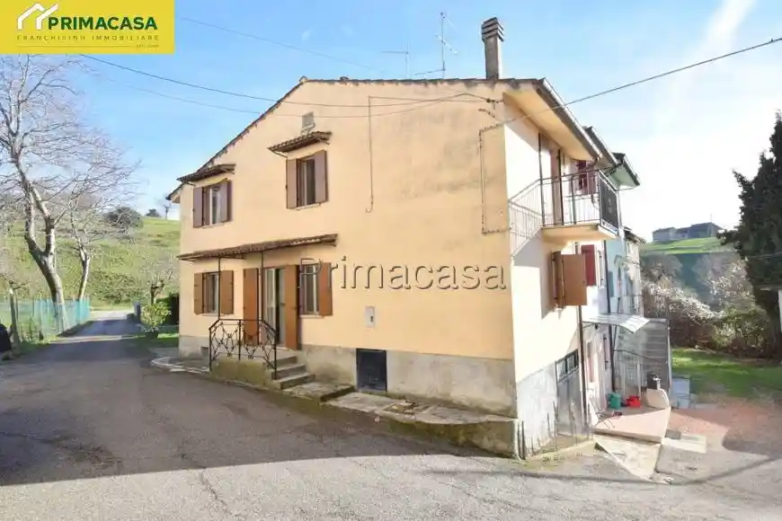 Casa indipendente in vendita a Roverè Veronese