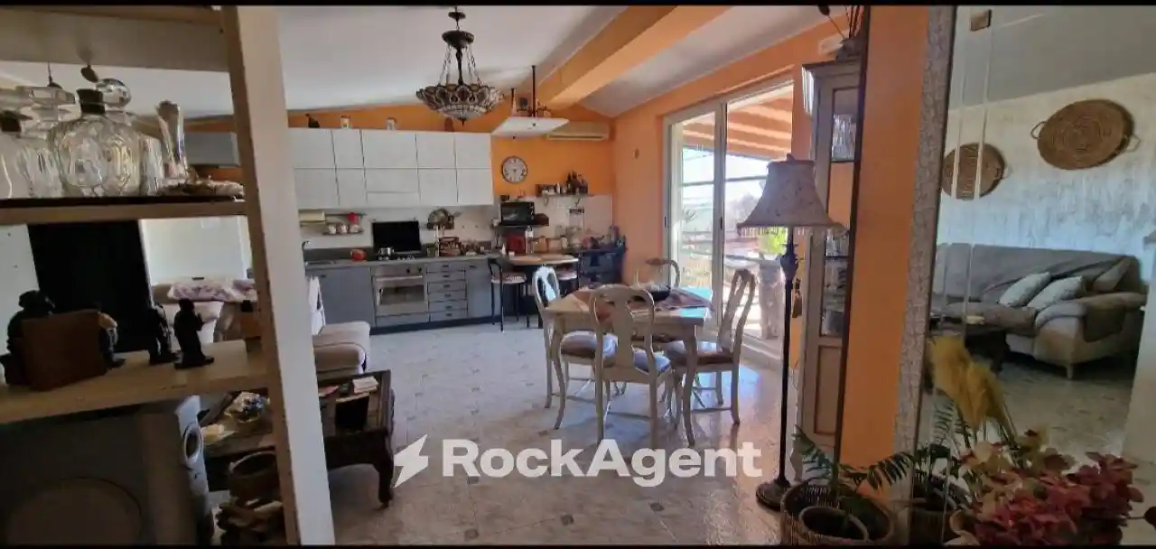 Palazzo - Edificio in Vendita - foto 2