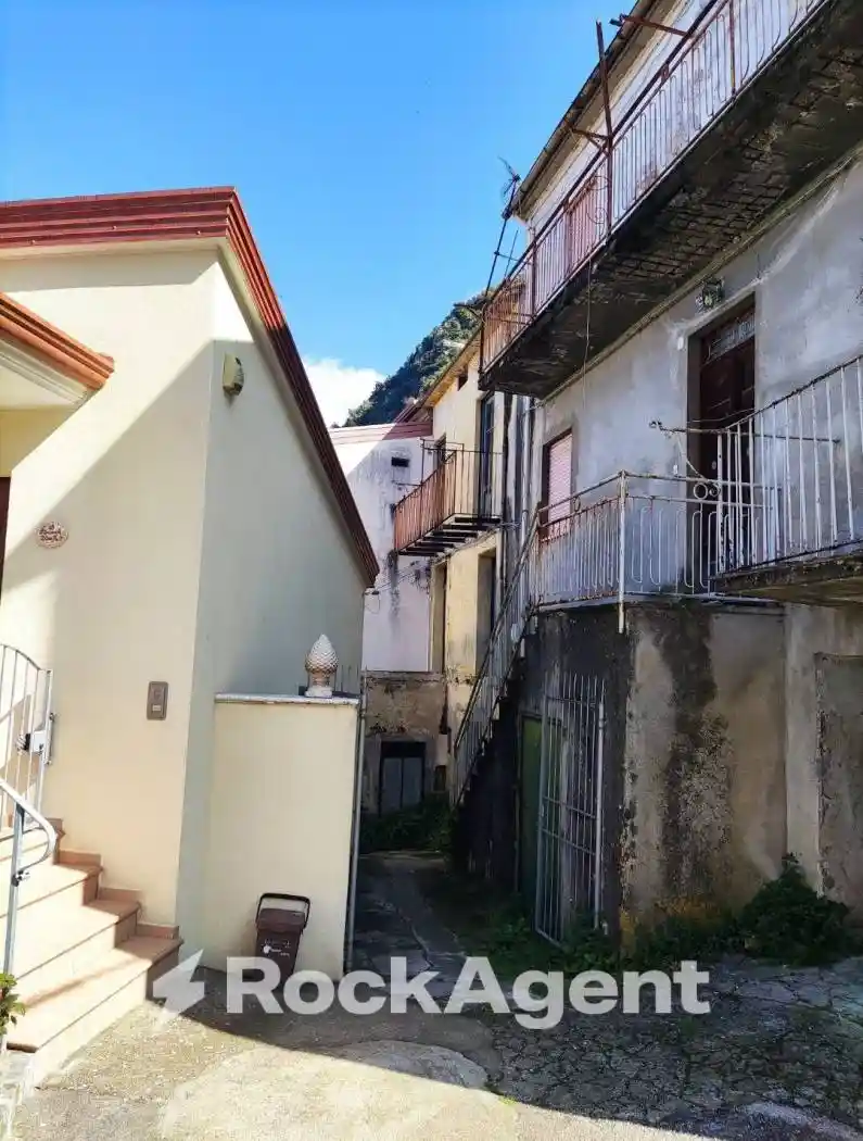 Terratetto unifamiliare Vico I San Venere, 30 - 32, Centro, Lauria - foto 4