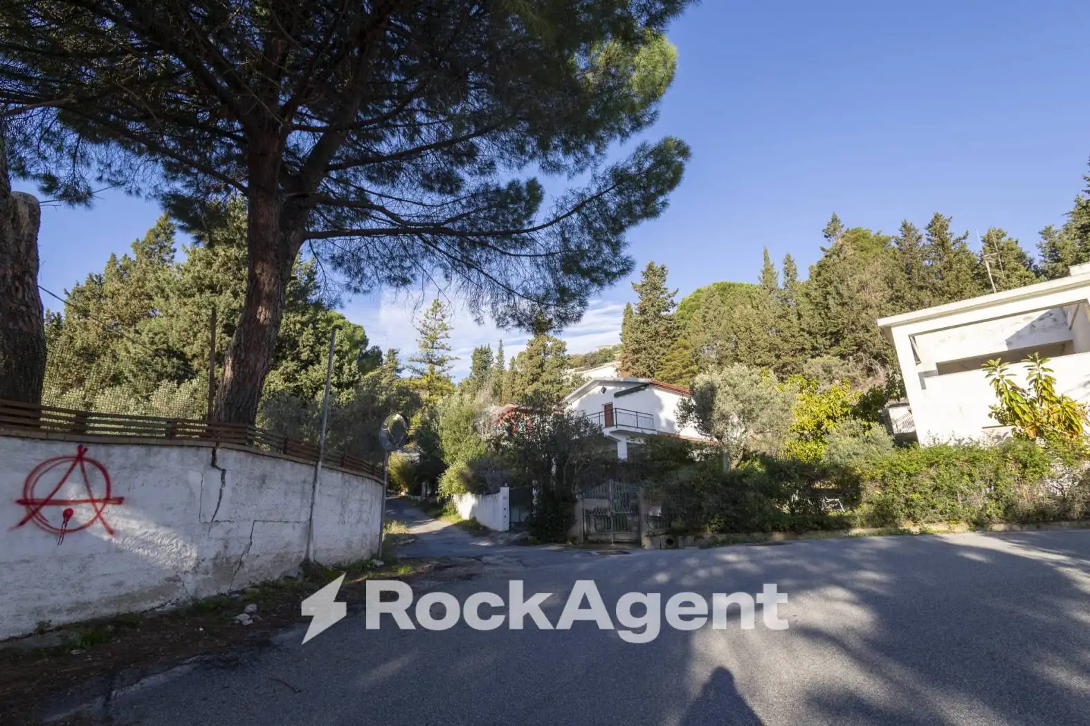 Appartamento in vendita a Stalettì