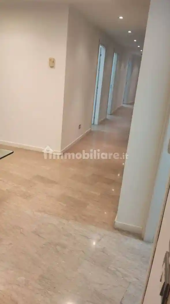 Palazzo - Edificio in Vendita - foto 3