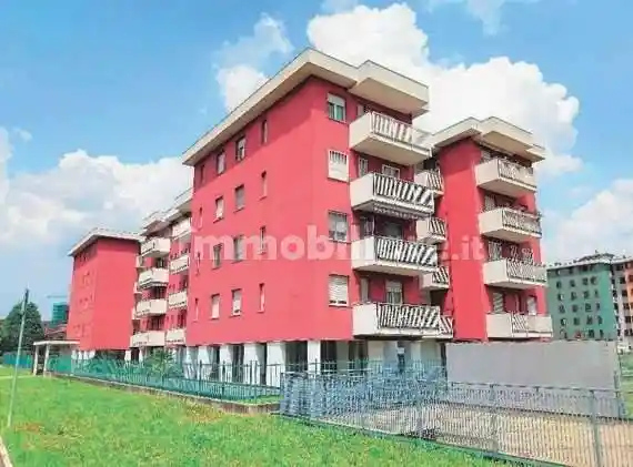 Appartamento in vendita a Garbagnate Milanese