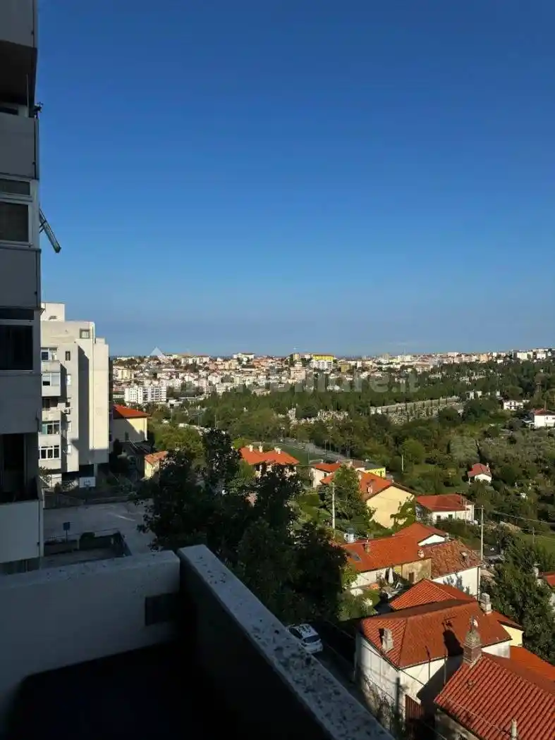 Appartamento in vendita a Trieste