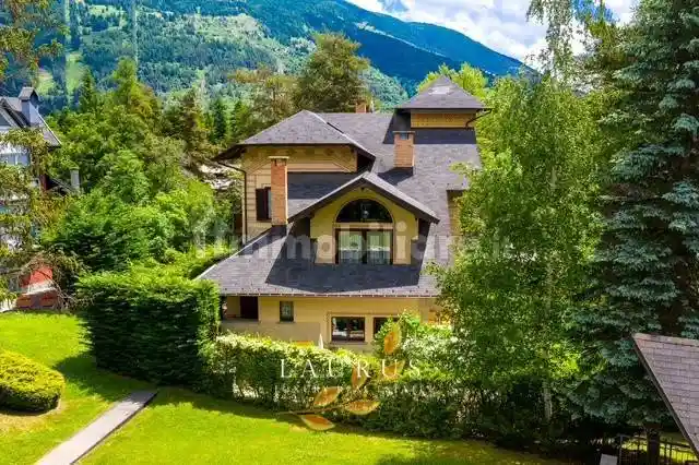 Villa in vendita a Bardonecchia