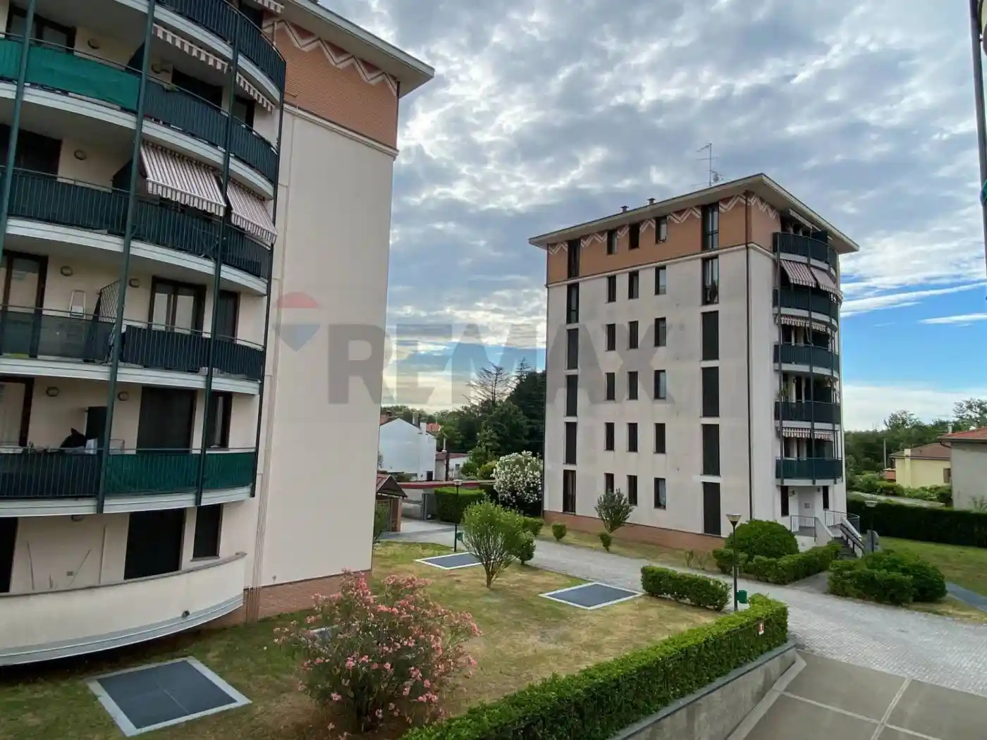 Palazzo - Edificio in vendita a Gallarate