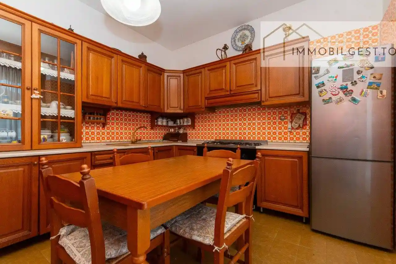 Villa in vendita a Val della Torre