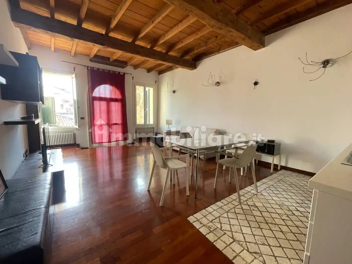 Appartamento in affitto a Ferrara