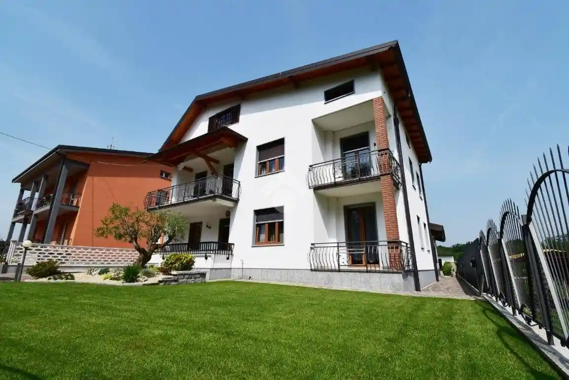 Appartamento in vendita a Appiano Gentile