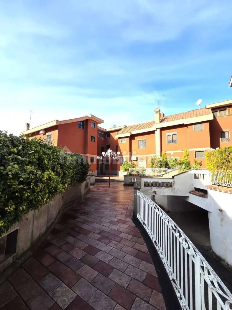 Villetta a schiera in vendita a Roma