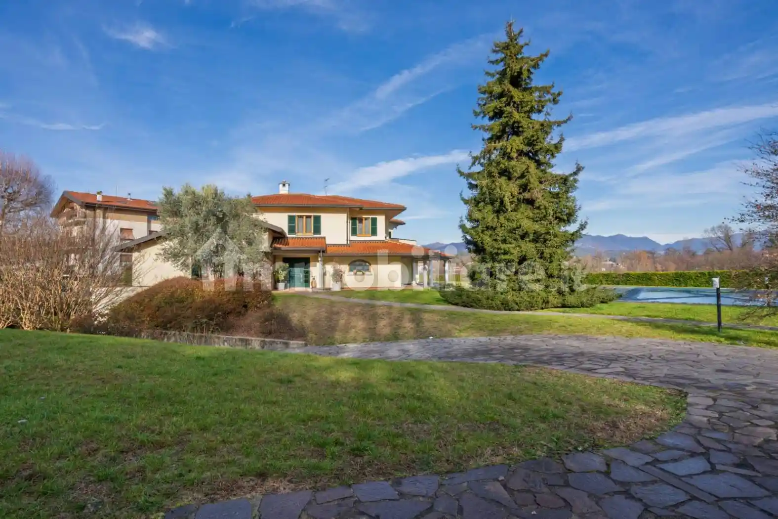 Villa in vendita a Villa Guardia