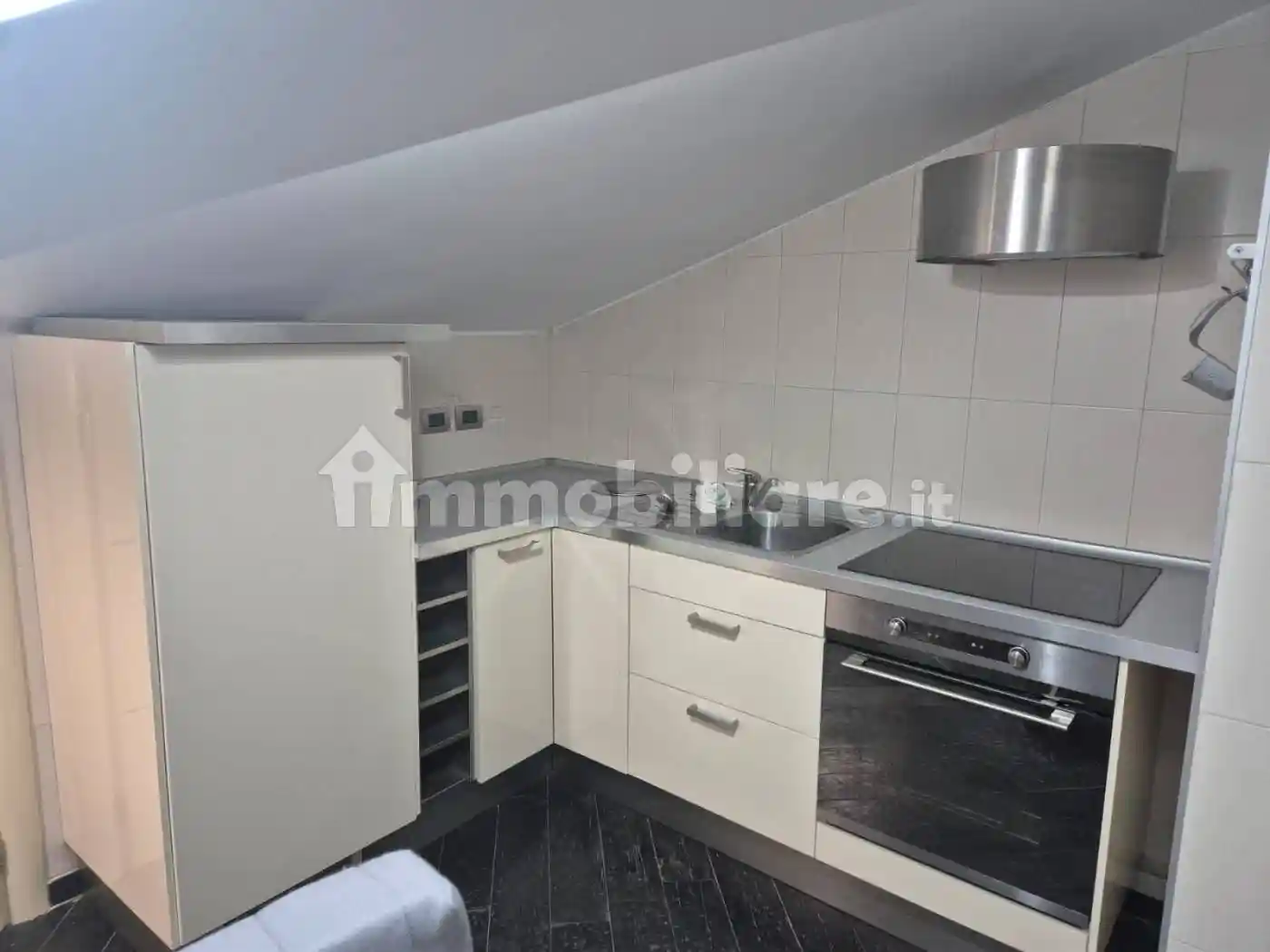 Open space via Giuseppe Nappi 1, Centro Storico, Avellino - foto 5