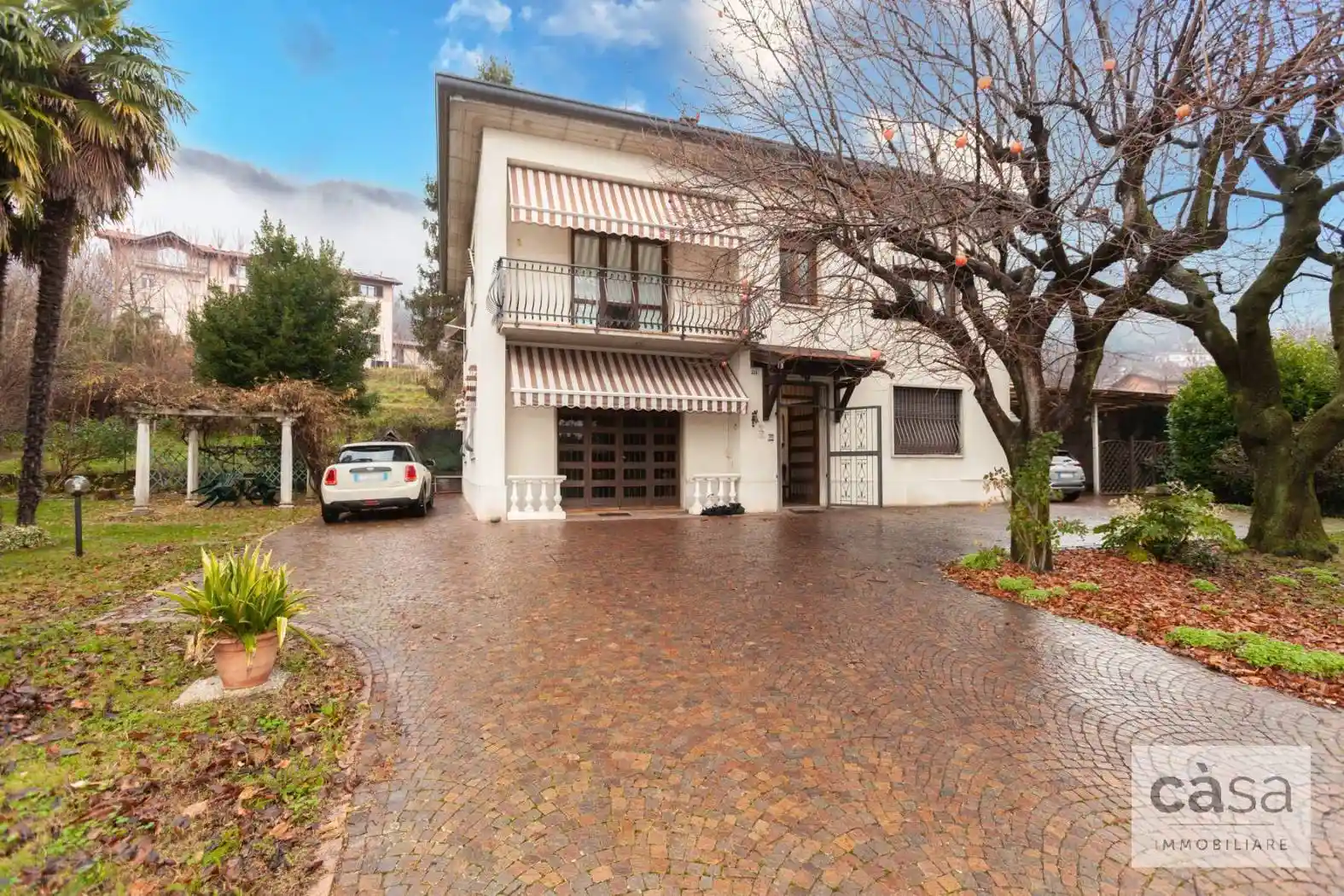 Villa in vendita a Induno Olona