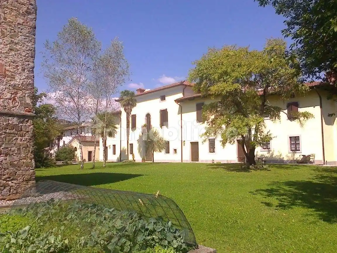 Villa in vendita a Povoletto