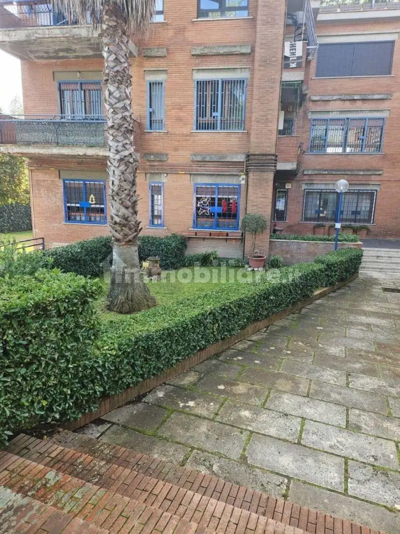 Appartamento in affitto a Napoli