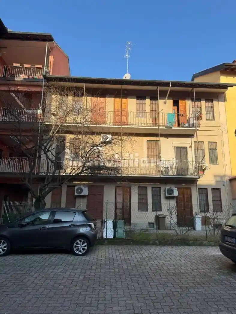 Appartamento in affitto a Locate di Triulzi