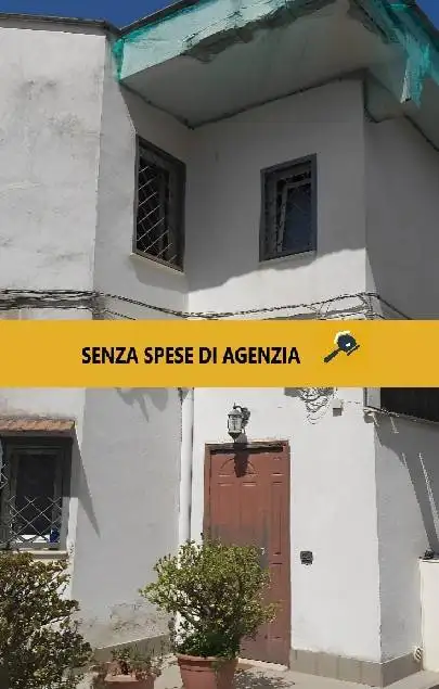 Casa indipendente in vendita a Pozzuoli