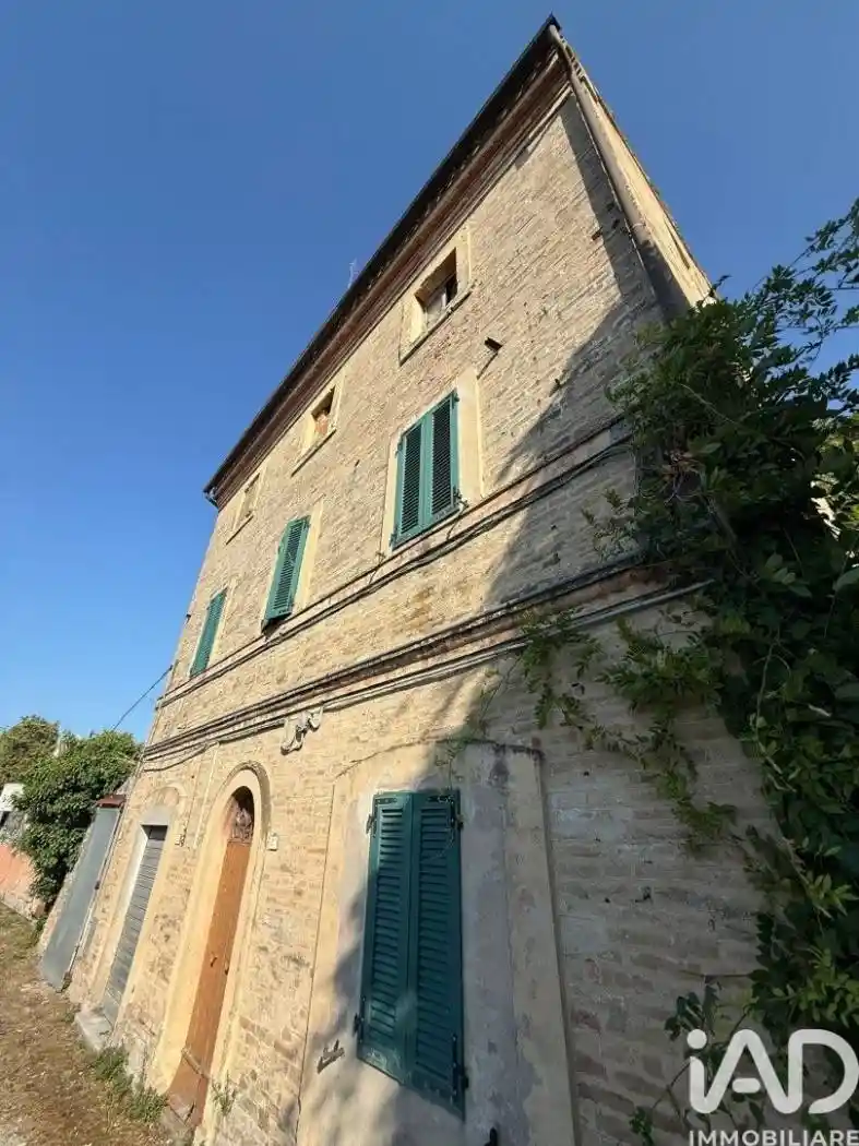 Villa in vendita a Montecassiano