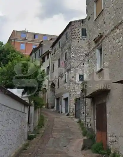 Casa indipendente in vendita a Santi Cosma e Damiano